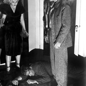 FEAR IN THE NIGHT, DeForest Kelley, 1947