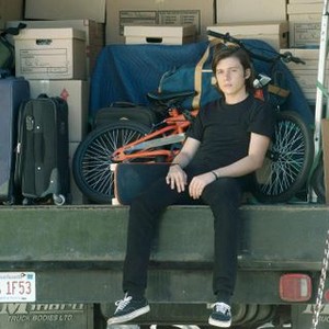 EVERYTHING, EVERYTHING, NICK ROBINSON, 2017. PH: DOANE GREGORY/© WARNER BROS.