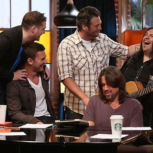 The Voice, Michael Bublé (L), Blake Shelton (C), Paul Mirkovich (R), 'The Battles Premiere Part 2', Season 3, Ep. #11, 10/09/2012, ©NBC