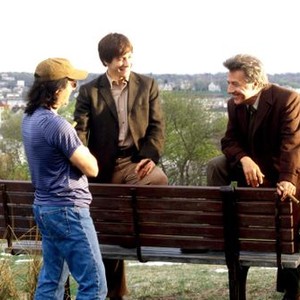 MOONLIGHT MILE, Director Brad Silberling, Jake Gyllenhaal, Dustin Hoffman on the set, 2002, (c) Walt Disney