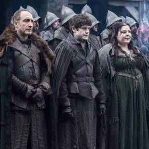 Game of Thrones, Iwan Rheon (L), Elizabeth Webster (R), 'Season 5', 04/12/2015, ©HBOMR