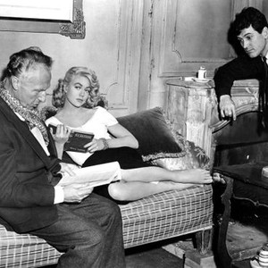 THE TARNISHED ANGELS, director Douglas Sirk, Dorothy Malone, Rock Hudson on set, 1958