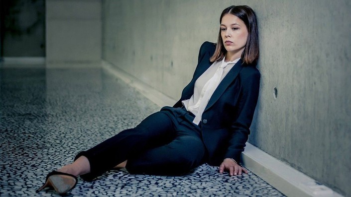Bad banks season 2 watch sale online
