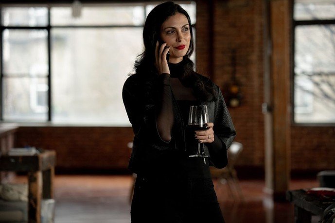 Tina (Morena Baccarin) is Andy's meddlesome (and separated) wife, in "Millers in Marriage." (Republic Pictures)