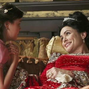 Once Upon a Time, Bailee Madison (L), Rena Sofer (R), 'The Queen is Dead', Season 2, Ep. #15, 03/03/2013, ©ABC