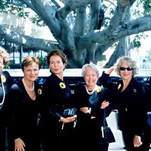 CALENDAR GIRLS, Linda Bassett, Julie Walters, Celia Imrie, Annette Crosbie, Helen Mirren, Penelope Wilton, 2003, (c) Touchstone