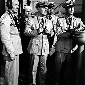 STAND BY FOR ACTION, Walter Brennan, Brian Donlevy, Robert Taylor, & crew members, 1942