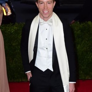 Shaun White at arrivals for ''Charles James: Beyond Fashion'' Opening Night at The Metropolitan Museum of Art Annual Gala - Part 7, Anna Wintour Costume Center, New York, NY May 5, 2014. Photo By: Gregorio T. Binuya/Everett Collection
