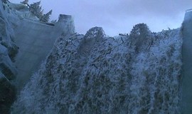 Dante's Peak: Official Clip - The Dam Breaks photo 5