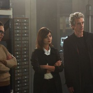 Doctor Who, Ingrid Oliver (L), Jenna Coleman (C), Peter Capaldi (R), 'The Zygon Inversion', Season 9, Ep. #8, 11/07/2015, ©BBC