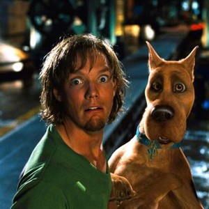SCOOBY-DOO, Matthew Lillard, Scooby Doo, 2002 (c) Warner Brothers.  .
