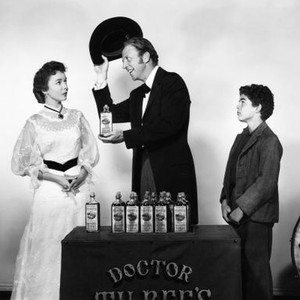 MEET ME AT THE FAIR, from left: Diana Lynn, Dan Dailey, Chet Allen, 1953