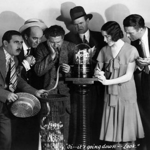 THE KIBITZER, Harry Green, (holding ticker tape), Mary Brian, Neil Hamilton, 1930