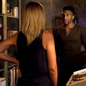 The Originals, Leah Pipes (L), Yusuf Gatewood (R), 'The Axeman's Letter', Season 3, Ep. #5, 11/05/2015, ©KSITE