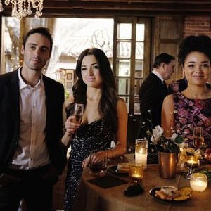 <em>Chasing Life</em>, Season 2: Episode 1, "A View from the Ledge"