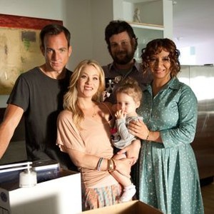 Up All Night, from left: Will Arnett, Christina Applegate, Luka Jones, Maya Rudolph, 'Swingers', Season 2, Ep. #3, 10/04/2012, ©NBC