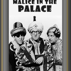 Malice in the Palace photo 6