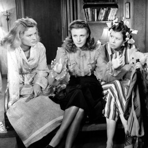 KITTY FOYLE, K.T. Stevens, Ginger Rogers, Mary Treen, 1940