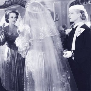 The Lady Consents (1936) photo 7