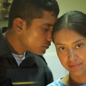 DAYS OF GRACE, (aka DIAS DE GRACIA), from left: Tenoch Huerta, Sonia Couoh, 2011. ph Claudia Abuali/©Cinema Libre Studio