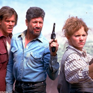 (L-R) Kevin Bacon as Valentine McKee, Fred Ward as Earl Bassett and Reba McEntire as Heather Gummer in "Tremors." photo 3