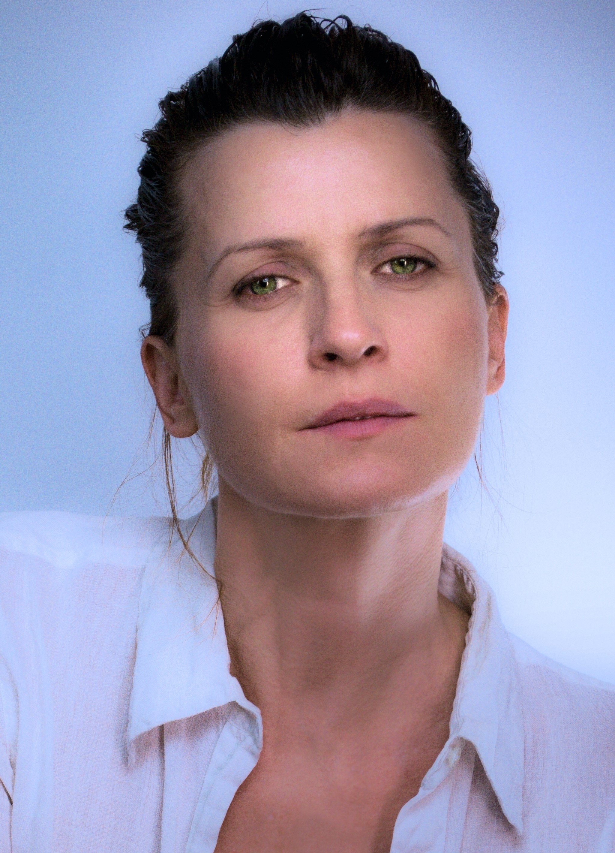 Arly Jover Pictures | Rotten Tomatoes