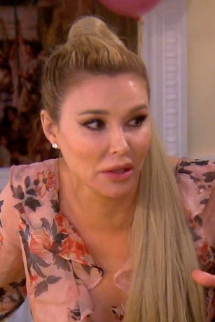 Watch the real housewives of beverly hills season 10 episode 15 hot sale