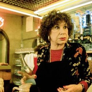 AMELIE, (aka LE FABULEUX DESTIN D'AMELIE POULAIN), Claire Maurier, 2001, (c) Miramax