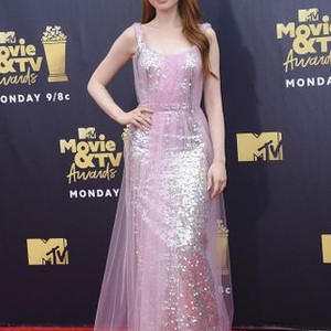 Madelaine Petsch at arrivals for 2018 MTV Movie & TV Awards, Barker Hangar, Los Angeles, CA June 16, 2018. Photo By: Elizabeth Goodenough/Everett Collection