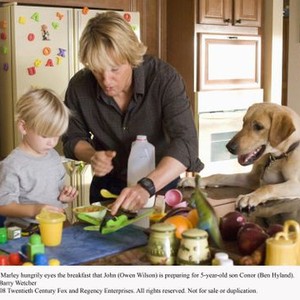 Owen Wilson and Ben Hyland in "Marley and Me"