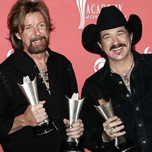 The 48th Annual Academy of Country Music Awards, Ronnie Dunn (L), Brooks & Dunn (R), 04/07/2013, ©CBS