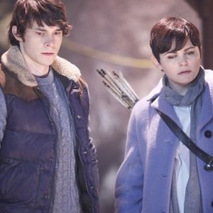Once Upon a Time, Jonathan Whitesell (L), Ginnifer Goodwin (R), 10/23/2011, ©KSITE
