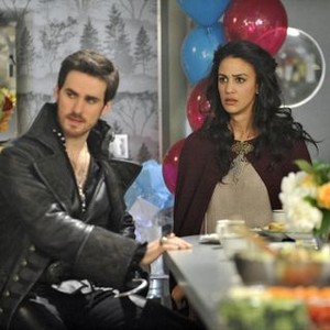 Once Upon a Time, Colin O'Donoghue (L), Christie Laing (R), 'There's No Place Like Home', Season 3, Ep. #23, 05/11/2014, ©ABC