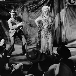 I'M NO ANGEL, from left, Russell Hopton, Mae West, 1933