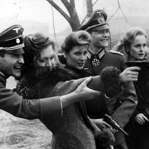 HITLER: THE LAST TEN DAYS, Julian Glover, Doris Kunstmann, Ann Lynn, Simon Ward, Sheila Gish, 1973