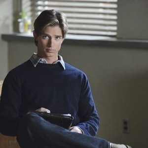 Pretty Little Liars, Drew Van Acker, 'What Becomes of the Broken-Hearted?', Season 3, Ep. #19, 02/12/2013, ©ABCFAMILY