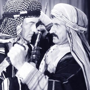 Outlaws of the Desert (1941) photo 7