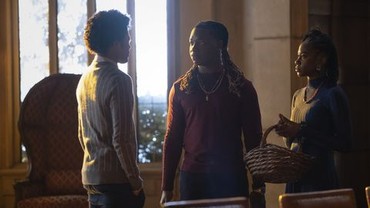 Streaming legacies shop season 3