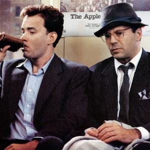 THE BONFIRE OF THE VANITIES, from left: Tom Hanks, Bruce Willis, 1990. ©Warner Brothers