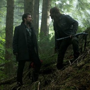Falling Skies, Noah Wyle (L), Colin Cunningham (R), 'Search and Recover', Season 3, Ep. #5, 06/30/2013, ©TNT