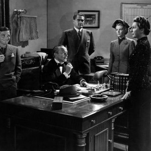 ALL THROUGH THE NIGHT, Peter Lorre, Conrad Veidt, Judith Anderson (far right), 1942.