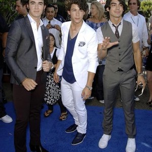 The Jonas Brothers at arrivals for ARRIVALS - 2008 TEEN CHOICE Awards, Gibson Amphitheatre at Universal City Walk, Los Angeles, CA, August 03, 2008. Photo by: Michael Germana/Everett Collection