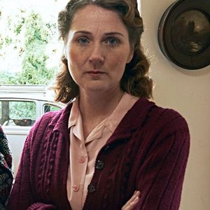 Ruth Gemmell as Sarah Collingborne