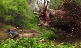 Love and Monsters: Official Clip - The Queen Sand-Gobbler photo 8