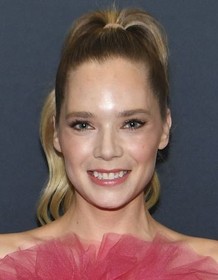 Caitlin Mehner