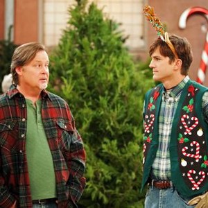Two and a Half Men, Joel Murray (L), Ashton Kutcher (R), 'Give Santa A Tail-Hole', Season 10, Ep. #11, 12/13/2012, ©CBS