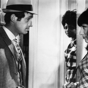 MALE HUNT, aka (LA CHASSE A L'HOMME), Jean-Paul Belmondo, Bernadette Lafont (right), 1964