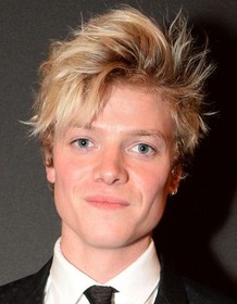 Tom Rhys Harries
