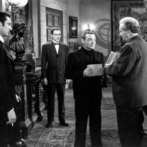THE BEAST WITH FIVE FINGERS, Robert Alda, John Alvin, Peter Lorre, Charles Dingle, 1946