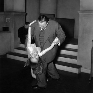 THIS GUN FOR HIRE, Laird Cregar, Veronica Lake, dancing on-set, 1942